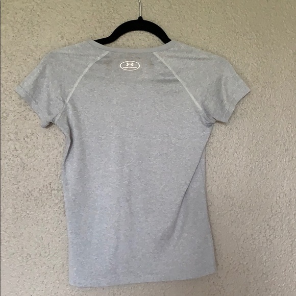 Girls under amour gray t-shirt - Picture 2 of 2